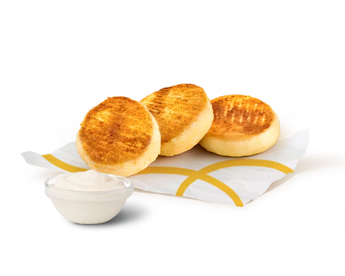 Сырники со сметаной
